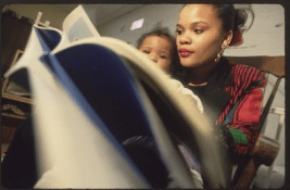 mãe adolescente.png